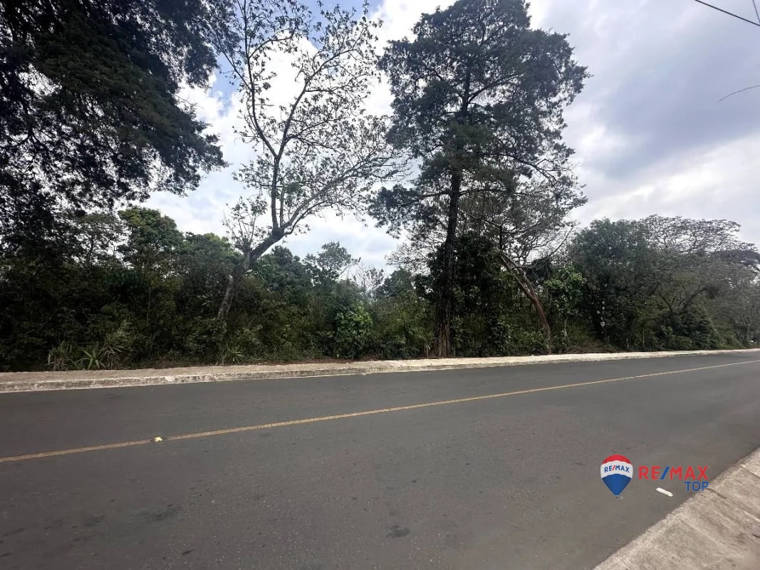 TERRENO PARA USO RESIDENCIAL O COMERCIAL EN KM. 30 CA-1 RUTA A EL SALVADOR, FRAIJANES - 3