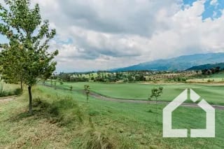 Terreno en venta con vistas premium en El Pulté Golf, zona 16 — Terreno en Venta en El Pulté Golf, Zona 16, Guatemala, Ciudad — miniatura 4 de 9