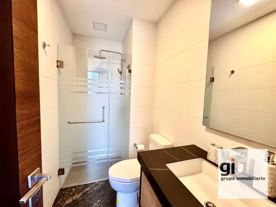Apartamento en Venta en Zona 10 con EspaciosFuncionales — Apartamento en Venta en Zona 10, Guatemala, Ciudad — foto 14 de 17