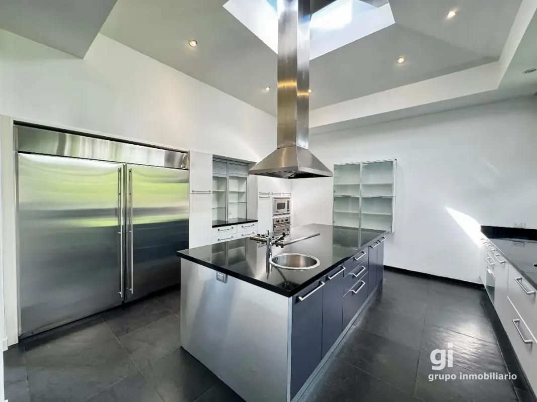 Exclusiva propiedad de lujo con Helipuerto en Sausalito para venta — Casa en Venta en Sausalito, Carretera a El Salvador, Guatemala, Ciudad — foto 16 de 17