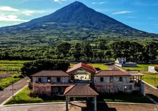 Casa en Antigua Guatemala — Casa en Venta en Antigua, Sacatepéquez — miniatura 3 de 5
