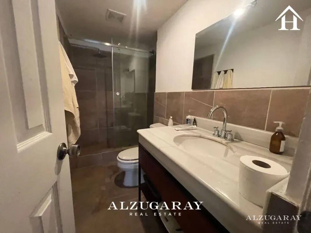 APTO AMPLIO BALCÓN 3 HAB. / EDIF. ZONA 16 — Apartamento en Venta en Zona 16, Guatemala, Ciudad — foto 3 de 10