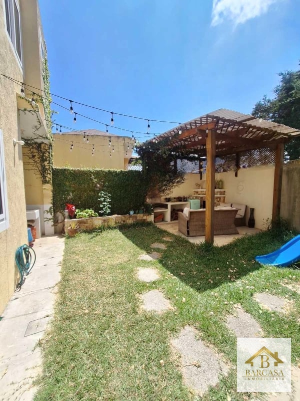 Se vende casa de esquina km 16.5 entrada por Olmeca, Carretera al Salvador - 9
