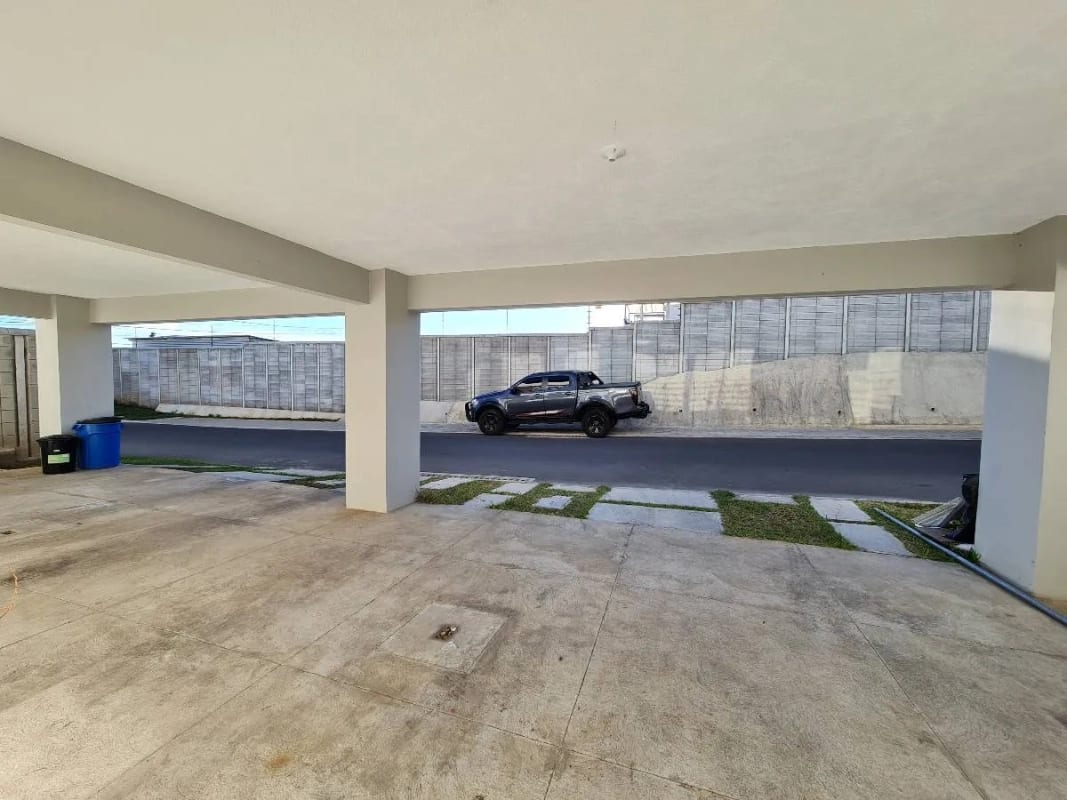 CASA EN RENTA O VENTA CARRETERA EL SALVADOR, KM 16.5 OLMECA — Casa en Venta en Carretera a El Salvador, Guatemala, Ciudad — foto 2 de 12