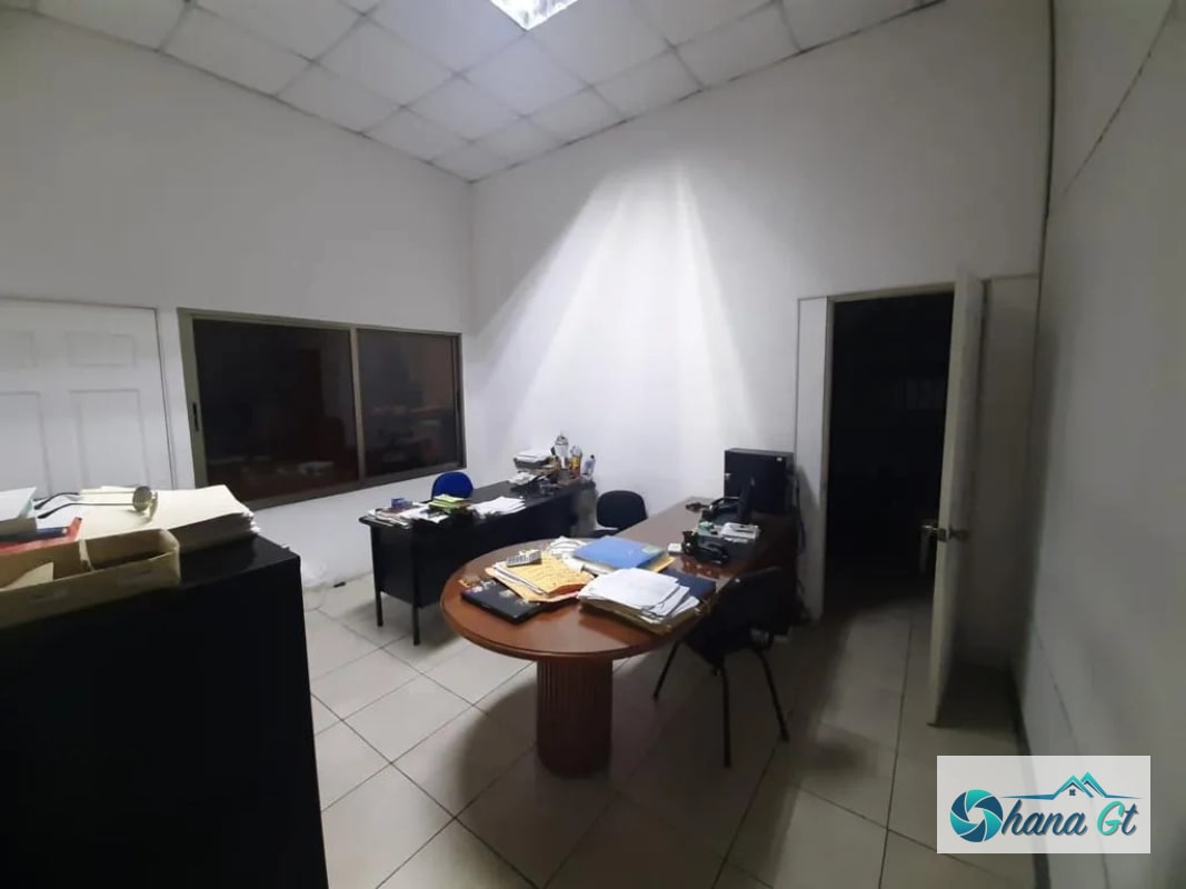 OFIBODEGA EN VENTA ZONA 11, EXCELENTE UBICACION - 4