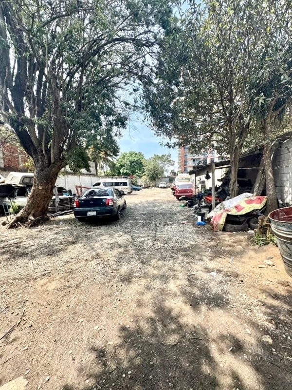 Zona 11 • Terreno en venta • Mariscal - Excelente ubicación - 2