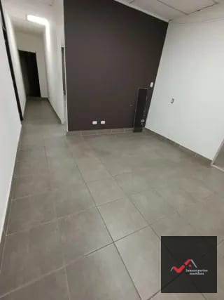 Oficina en Renta Zona 10 — Oficina en Alquiler en Zona 10, Guatemala, Ciudad — miniatura 1 de 9