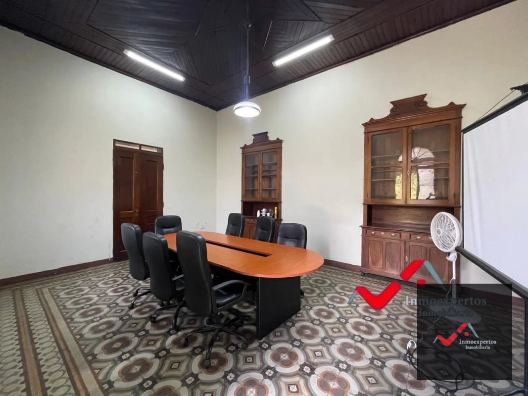 CASA EN VENTA ZONA 1 - 7