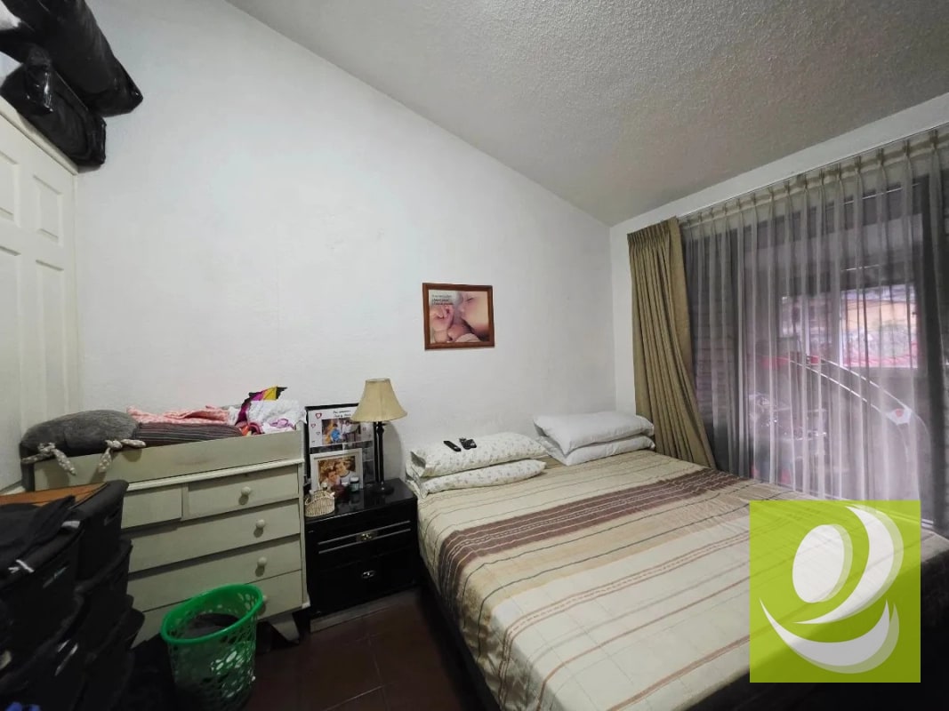 AMPLIA CASA EN VENTA EN SECTOR B4 SAN CRISTOBAL I - 6