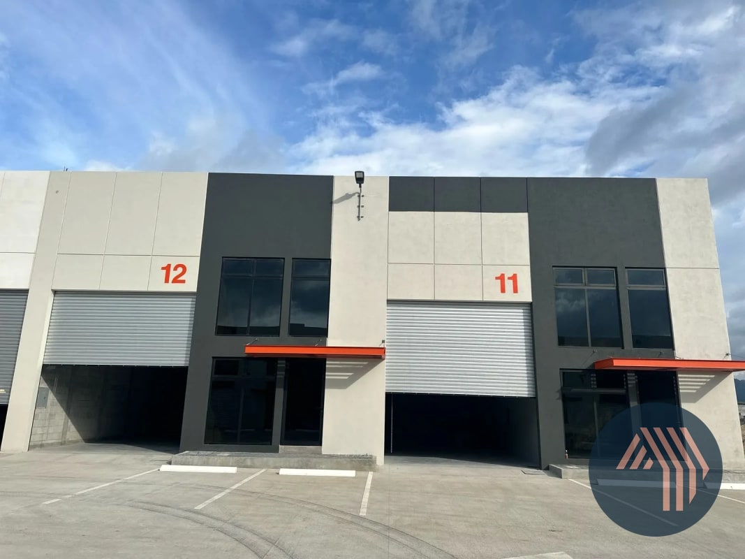ALQUILER DE OFIBODEGA PARA ESTRENAR - EMPRESARIAL CHIMALTENANGO - 13