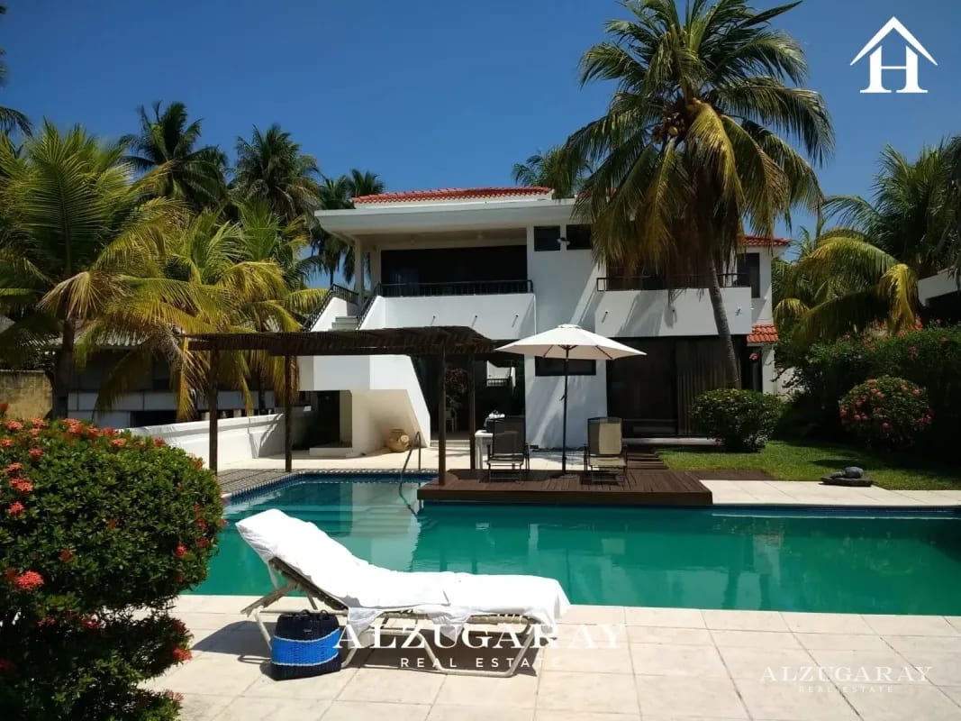 CASA AMUEBLADA FRENTE AL MAR - 5 HAB. / CONDOMINIO CHULAMAR — Casa en Venta en Puerto San José, Escuintla — foto 12 de 12