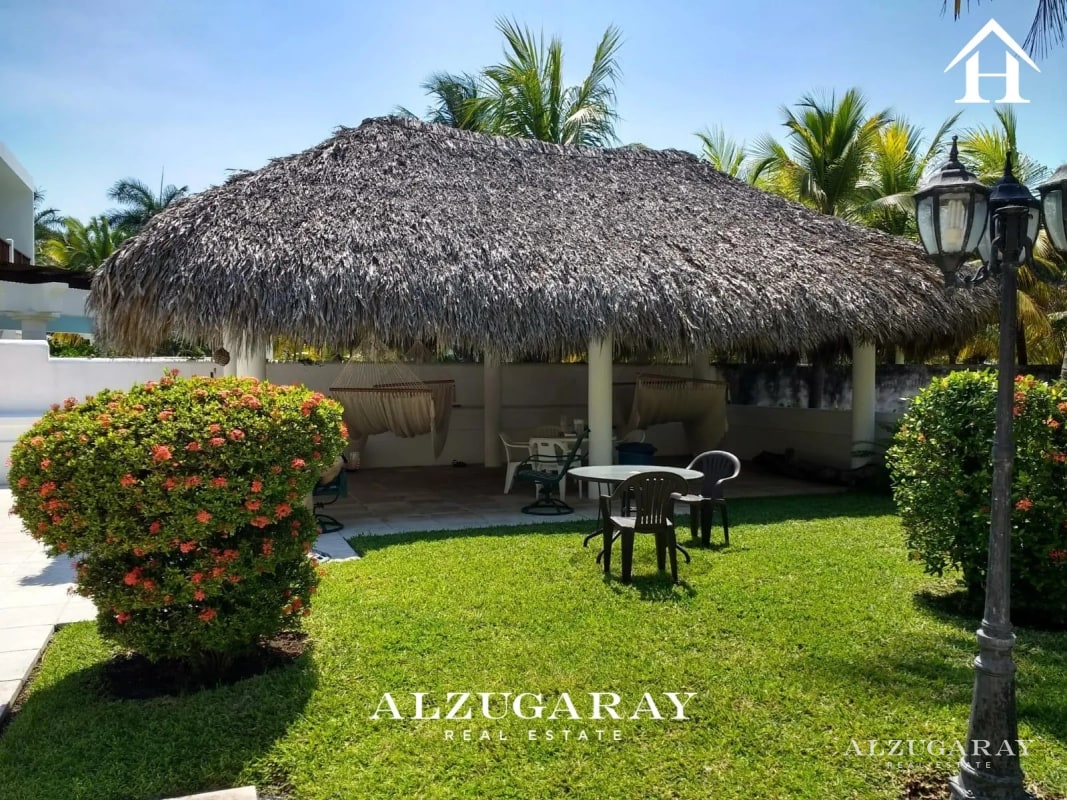 CASA AMUEBLADA FRENTE AL MAR - 5 HAB. / CONDOMINIO CHULAMAR - Image 4