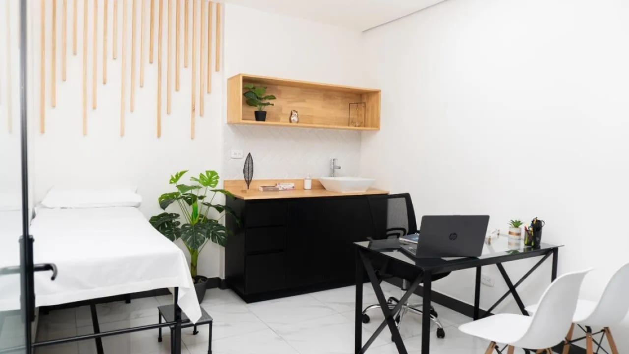 Clinicas en renta en Edificio Medika 10 — Clínica en Alquiler en Medika 10, Zona 10, Guatemala, Ciudad — foto 4 de 8