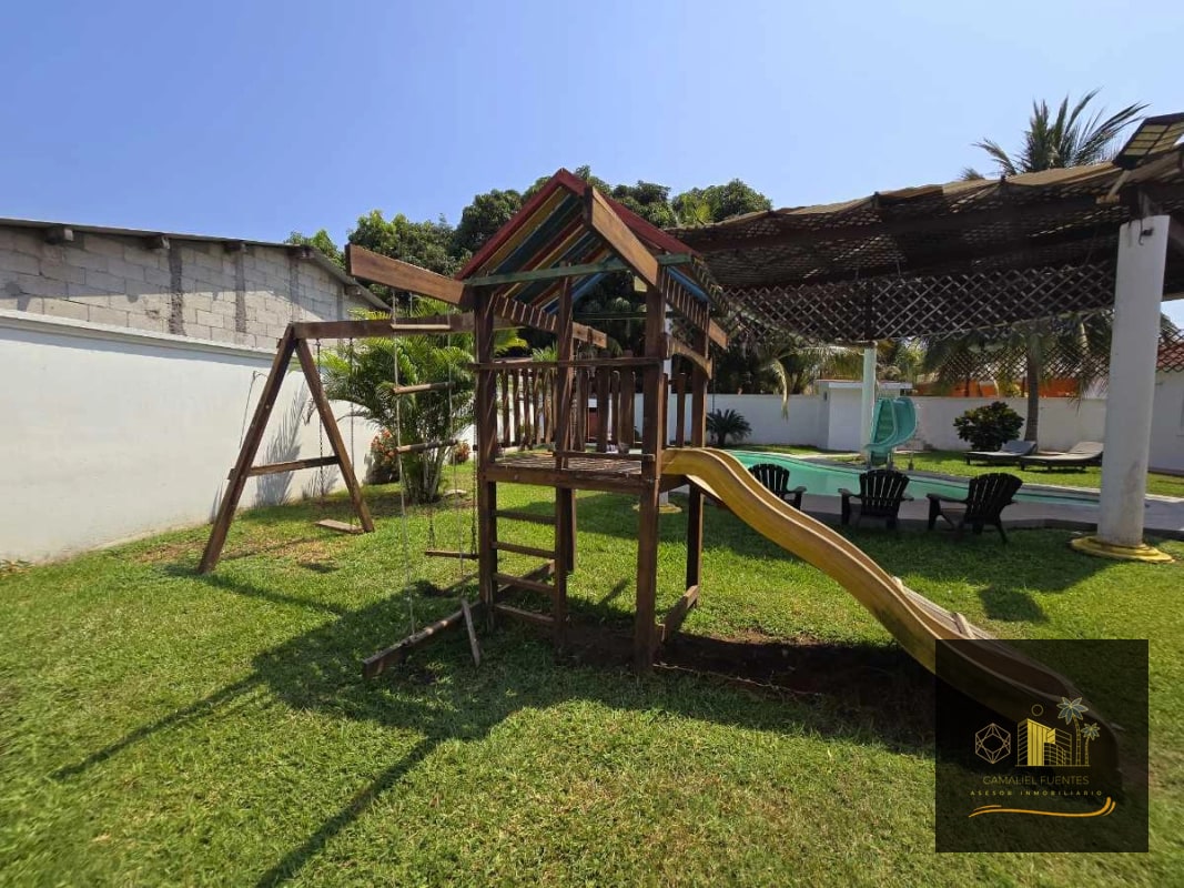 Chalet en Venta a 100 metros del mar - 1