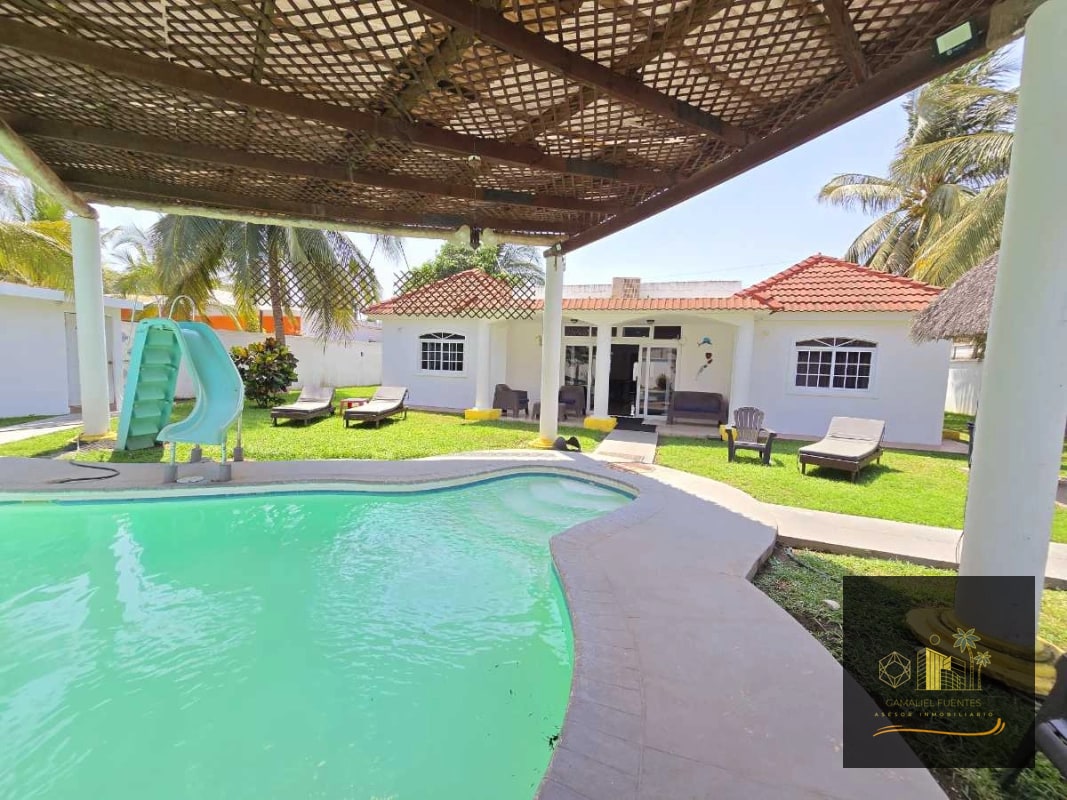 Chalet en Venta a 100 metros del mar - 4