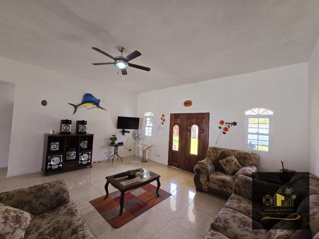 Chalet en Venta a 100 metros del mar - 10