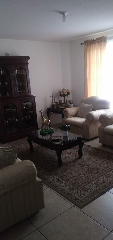 BONITA CASA EN VENTA KM 19.5 SAN JOSÉ PINULA — Casa en Venta en San José Pinula, Carretera a El Salvador, Guatemala, Ciudad — foto 3 de 11