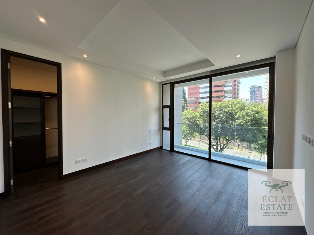 Apartamento en Renta en Echo Zona 14 | 2 Habitaciones, 2 Parqueos - 3