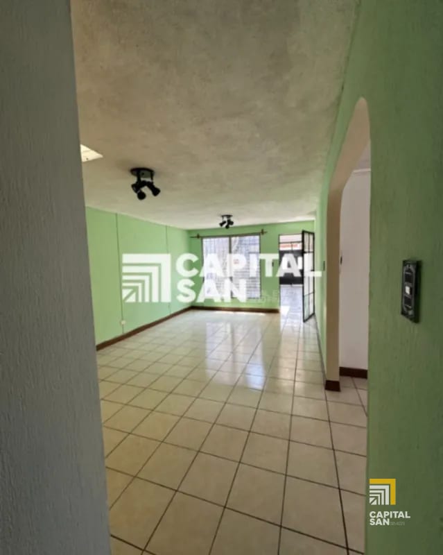 Casa en venta en San Cristóbal col Panorama de 6 habitaciones amplio jardín y apartamento independiente — Casa en Venta en *Otro / No especificar, Zona 8 Mixco, Guatemala, Ciudad — foto 10 de 11