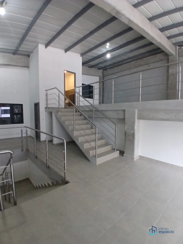Bodega en Renta, zona 18-Ofibodegas Bouganbilias - 4