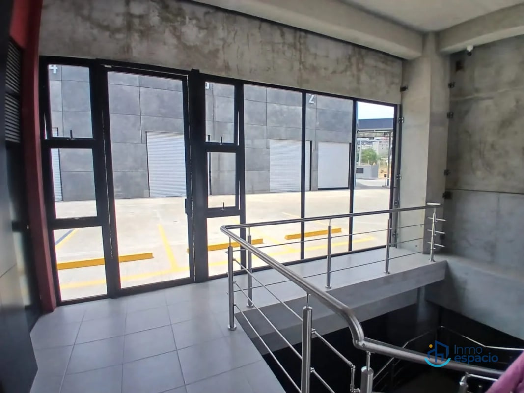 Bodega en Renta, zona 18-Ofibodegas Bouganbilias - 6