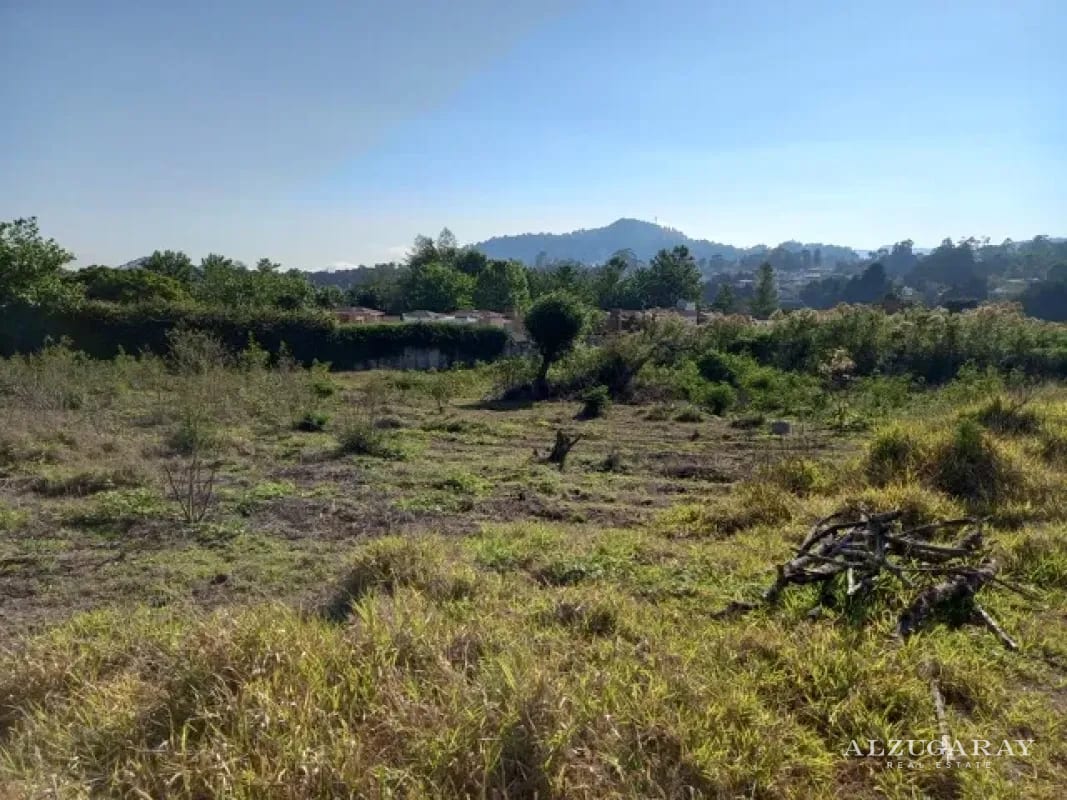 TERRENO CASI PLANO MUXBAL - 4,247 VR2/ DENTRO DE GARITA — Terreno en Venta en Muxbal, Guatemala, Ciudad — foto 1 de 1
