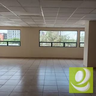 RENTA Oficina  en zona 13 cerca de Las Américas — Oficina en Alquiler en Zona 13, Guatemala, Ciudad — miniatura 5 de 8
