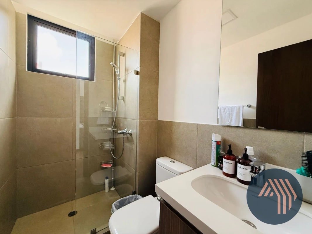 VENTA DE HERMOSO APARTAMENTO - MORETTI, ZONA 10 - 4