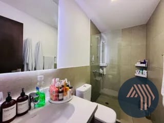 VENTA DE HERMOSO APARTAMENTO - MORETTI, ZONA 10 — Apartamento en Venta en Moretti, Zona 10, Guatemala, Ciudad — miniatura 2 de 15