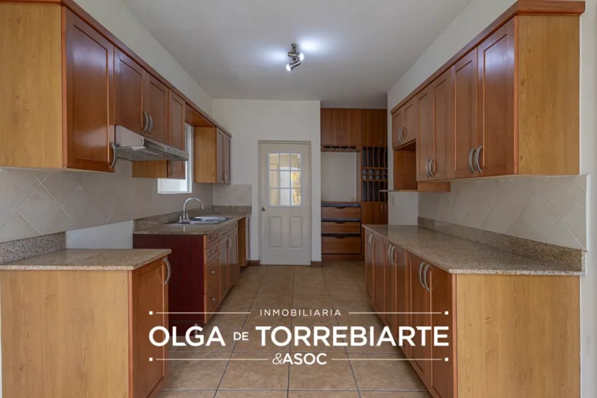 Casa en Condominio Portal de Bosque I — Casa en Venta en Portal del Bosque, Carretera a El Salvador, Guatemala, Ciudad — foto 8 de 17