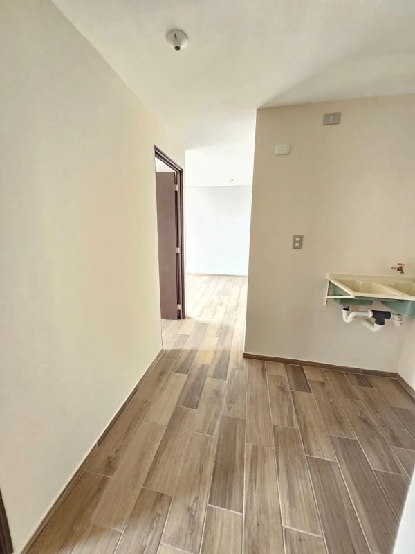 Vendo apartamento en zona 11 sobre la Roosevelt a la altura de centro españo — Apartamento en Alquiler en Zona 11, Guatemala, Ciudad — foto 7 de 8