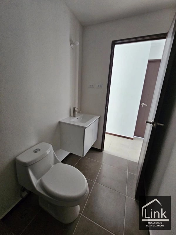 Apartamento en Venta zona 11 PARQUE SAN JORGE - 8