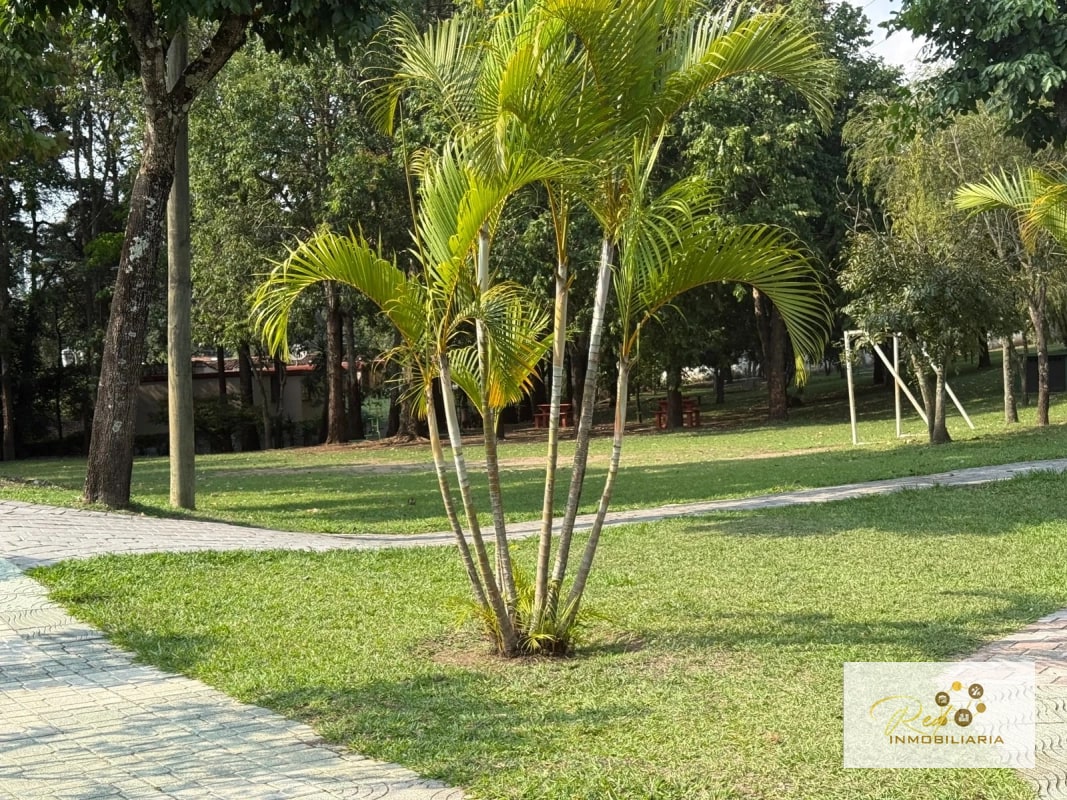 VENTA DE CASA EN SAN JORGE ZONA 11 - 10