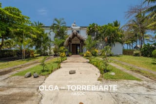 Casa frente al mar en Monterrico, Santa Rosa — Casa vacacional en Venta en Monterrico, Santa Rosa — miniatura 1 de 16
