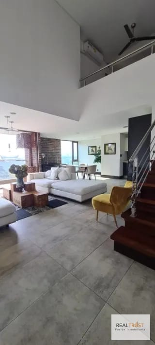 APARTAMENTO AMUEBLADO EN VENTA VIU CAYALÁ ZONA 16 — Apartamento en Venta en Zona 16, Guatemala, Ciudad — miniatura 1 de 16