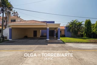 Casa en Condominio San Marino II — Casa vacacional en Venta en San Marino, Puerto Quetzal, Escuintla — miniatura 2 de 17