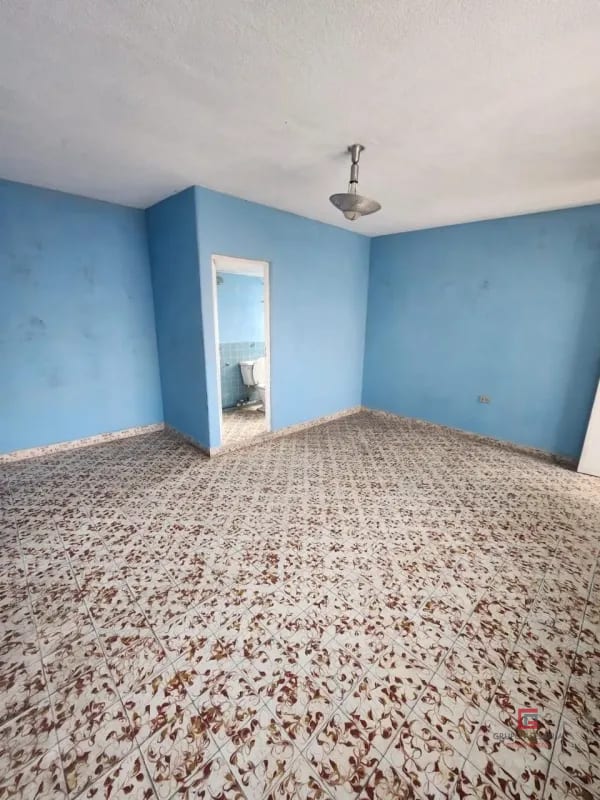 Renta de amplia casa ideal para oficina — Casa en Alquiler en Ciudad Nueva, Zona 2, Guatemala, Ciudad — foto 3 de 16