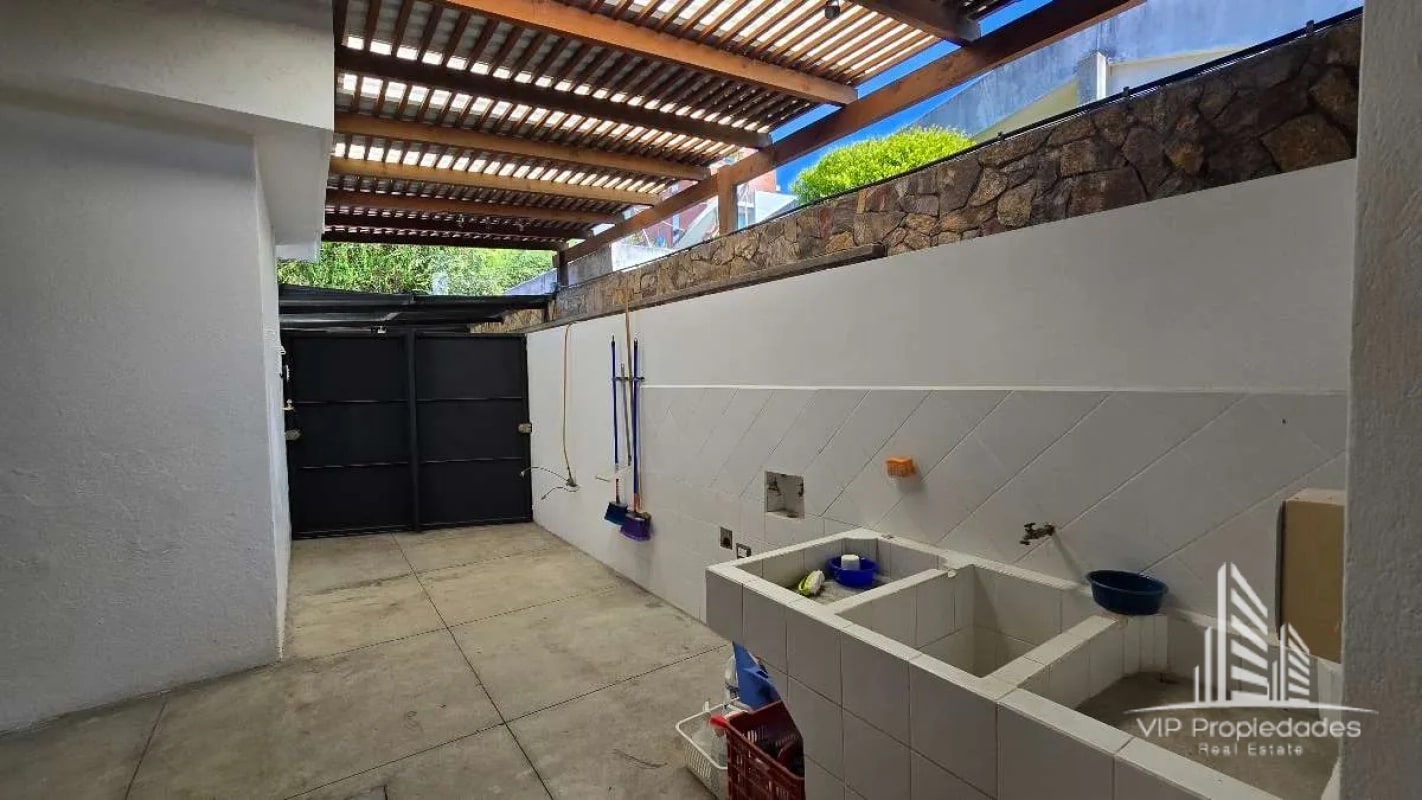 Casa en alquiler, Zona 15 VHI - 6