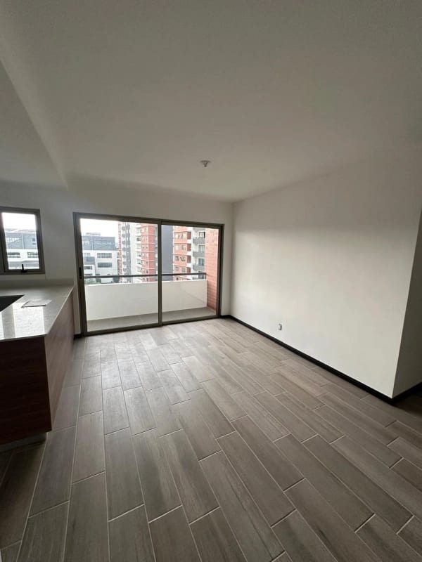 Apartamento en renta Edificio Segheria sector La Villa — Apartamento en Alquiler en Segheria, Zona 14, Guatemala, Ciudad — foto 16 de 17