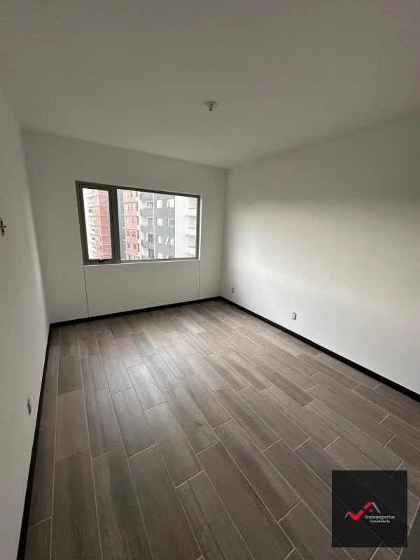 APARTAMENTO EN RENTA ZONA 14 LA VILLA - 5