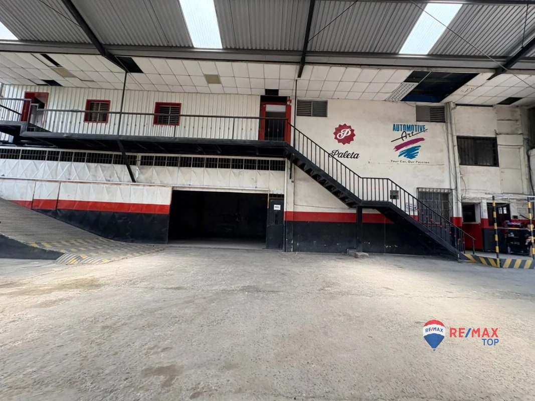 ZONA 8, BODEGA EN SAN CRISTÓBAL 4,200 MTS l AMBIENTES AMPLIOS - 5