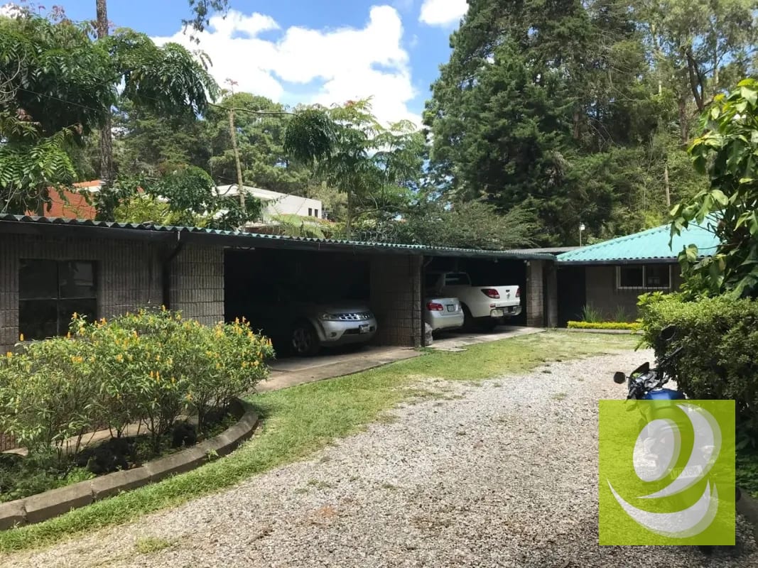 VENDO CASA EN ZONA 16 ACATAN FUERA DE GARITA — Casa en Venta en Zona 16, Guatemala, Ciudad — foto 2 de 6