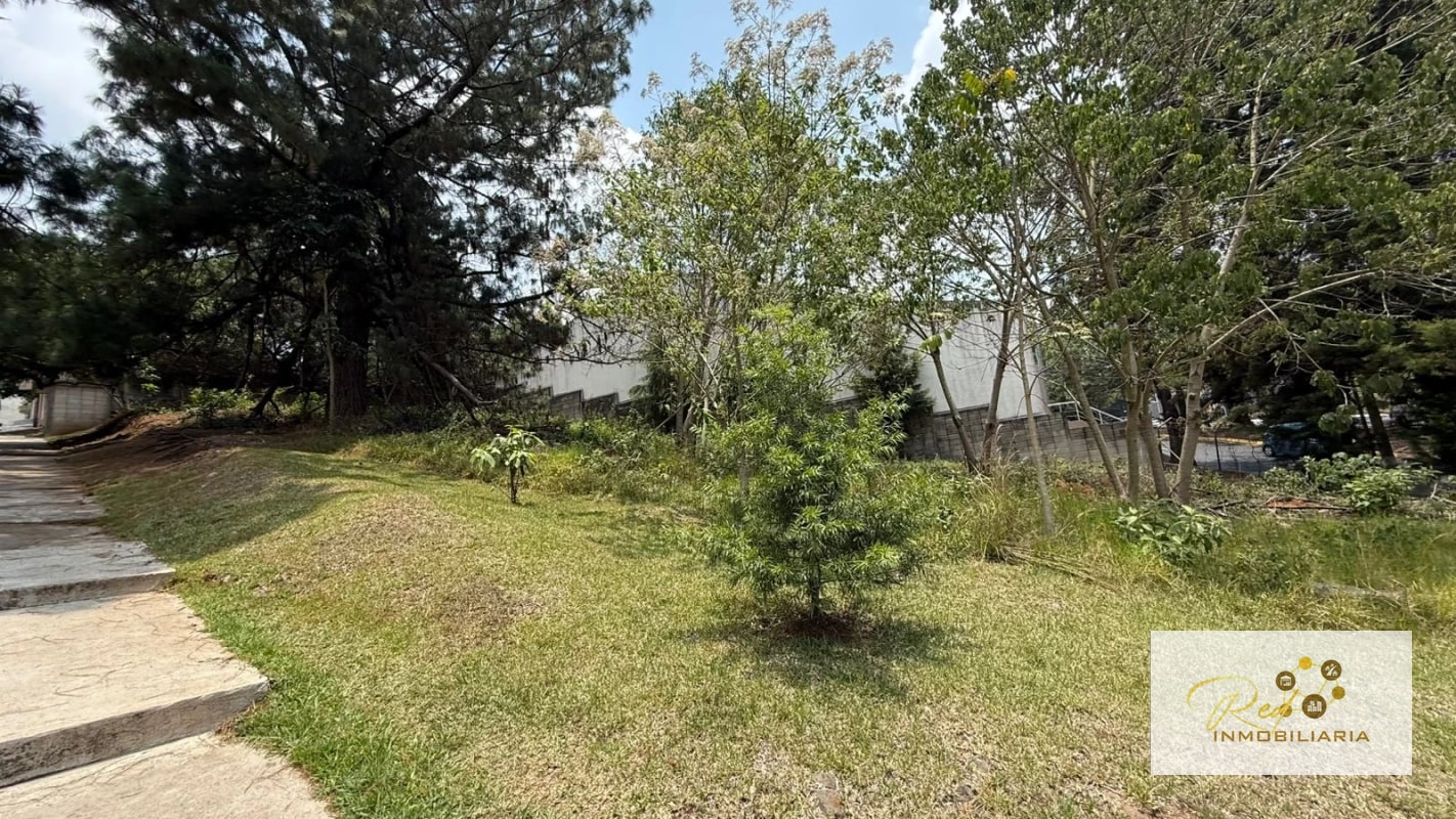 VENTA DE TERRENO LA MONTAÑA ZONA 16 - 3