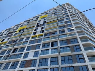 MODERNO APARTAMENTO EQUIPADO EN RENTA, EDIFICIO QUO — Apartamento en Alquiler en Zona 4, Guatemala, Ciudad — miniatura 10 de 14