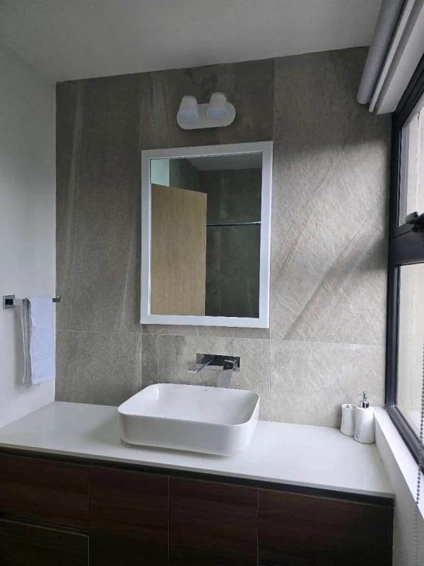 BONADIEZ, Zona 10 Apartamento en venta amueblado y equipado — Apartamento en Venta en Bonadiez, Zona 10, Guatemala, Ciudad — foto 4 de 10