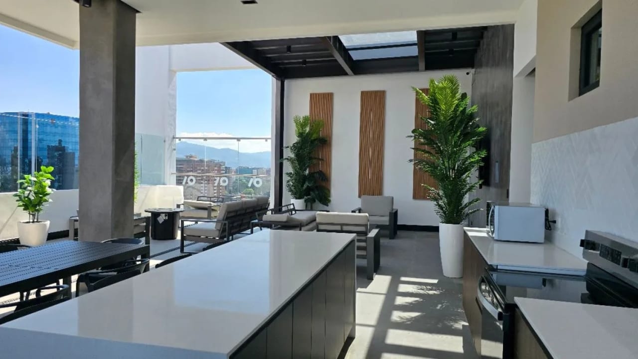 BONADIEZ, Zona 10 Apartamento en venta amueblado y equipado — Apartamento en Venta en Bonadiez, Zona 10, Guatemala, Ciudad — foto 8 de 10
