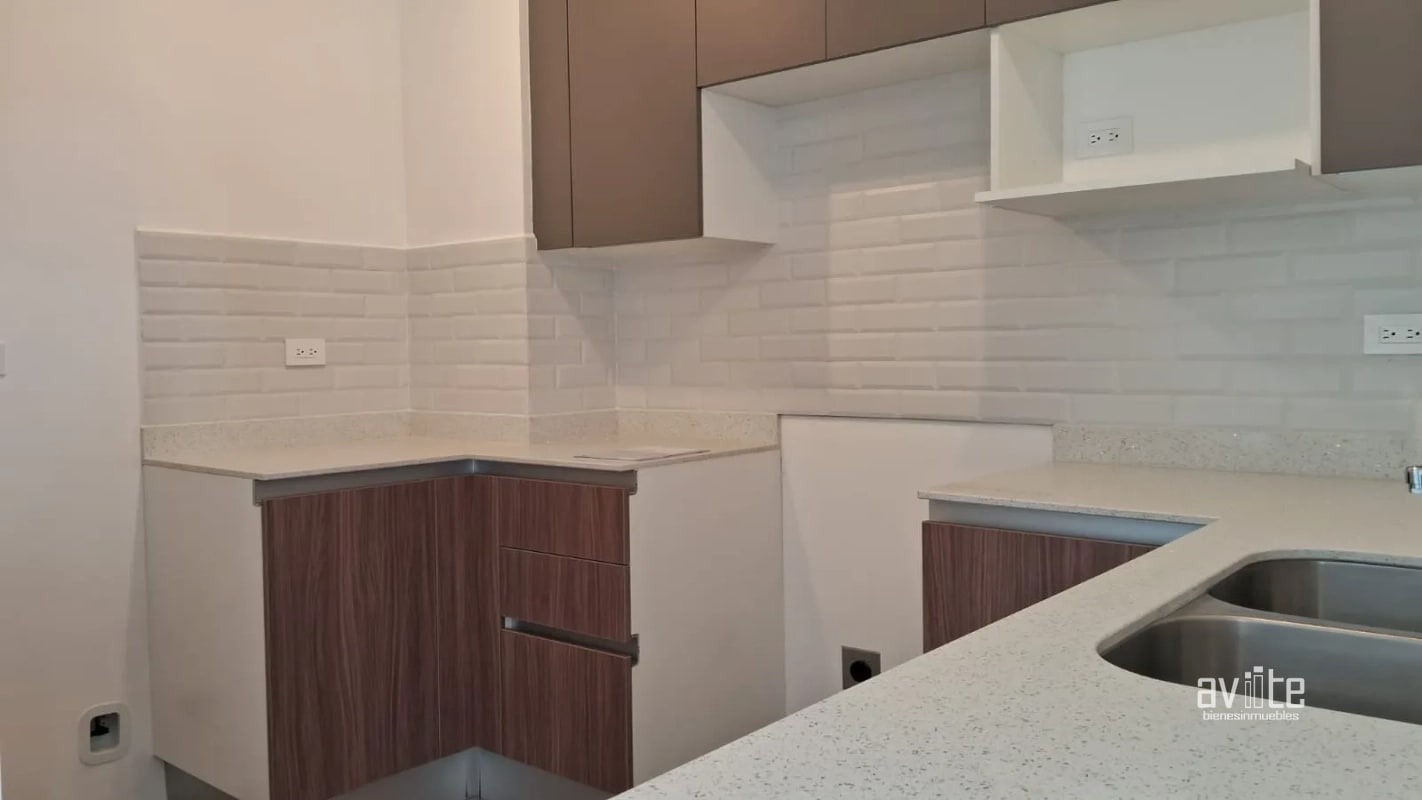 Condado Naranjo, NUVO, 3 habitaciones, sala familiar  Q6,000 manto.incluido - 7