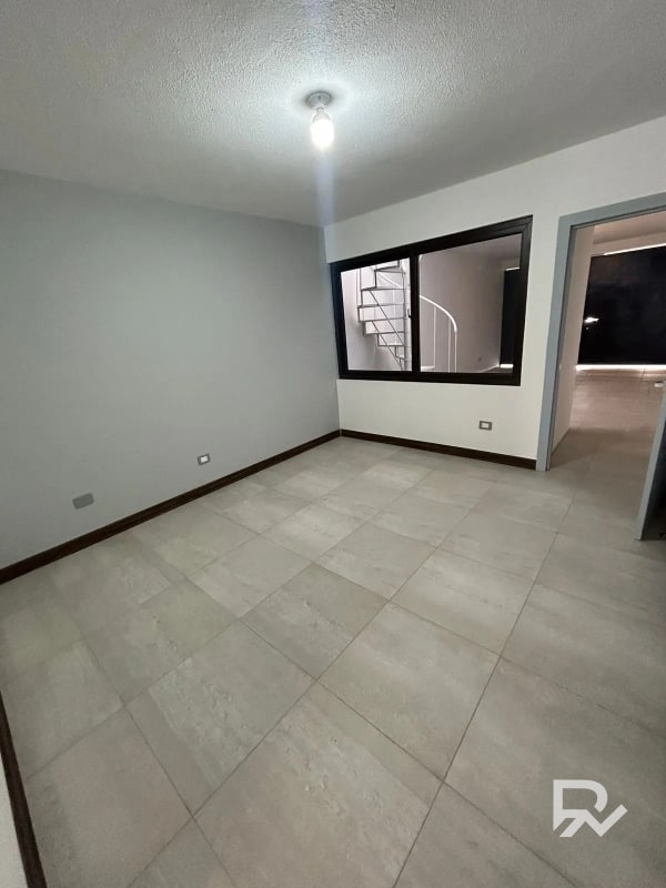 Venta de casa en CAES entrada San José Pinula, Los Manantiales - 3