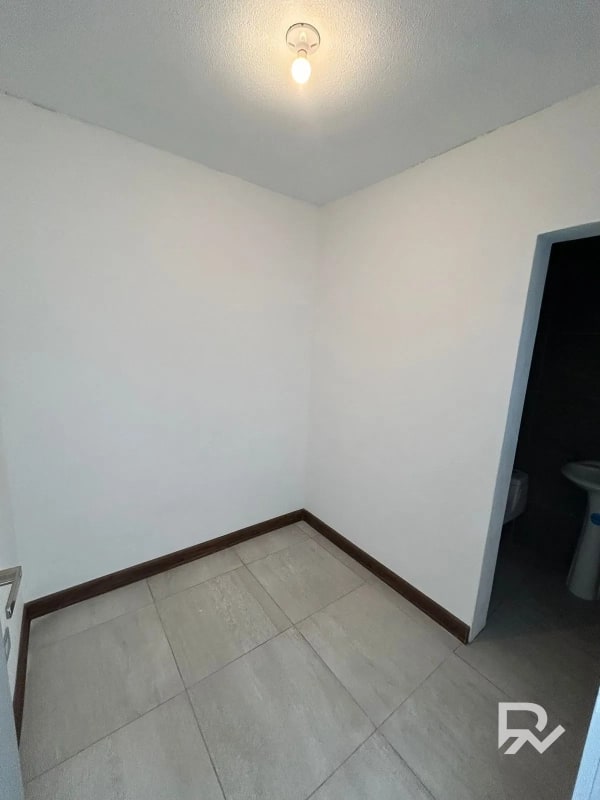 Venta de casa en CAES entrada San José Pinula, Los Manantiales - 1