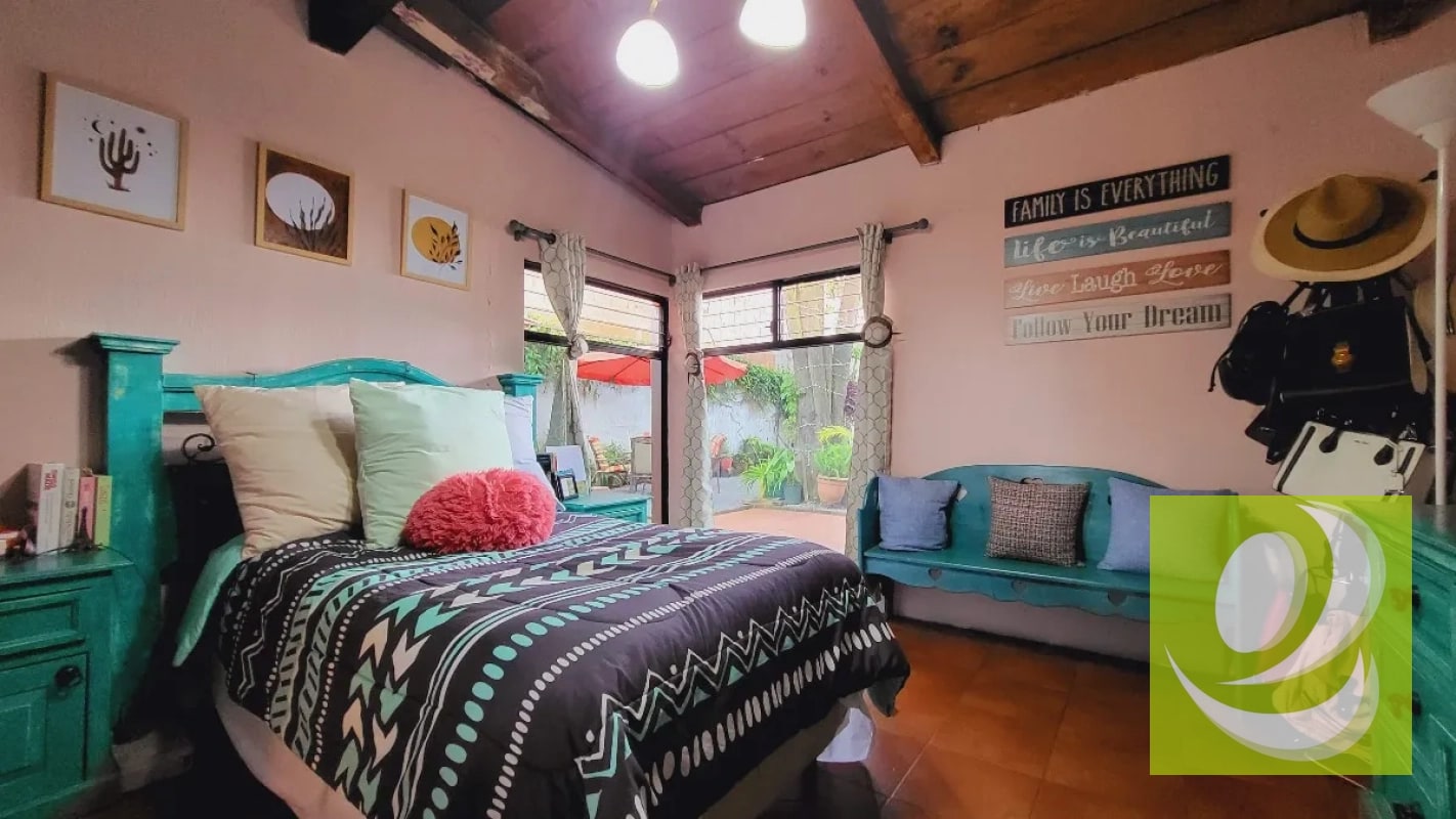 CASA EN VENTA EN ZONA 2 MIXCO PUEDE SER PARA USO COMERCIAL - 3